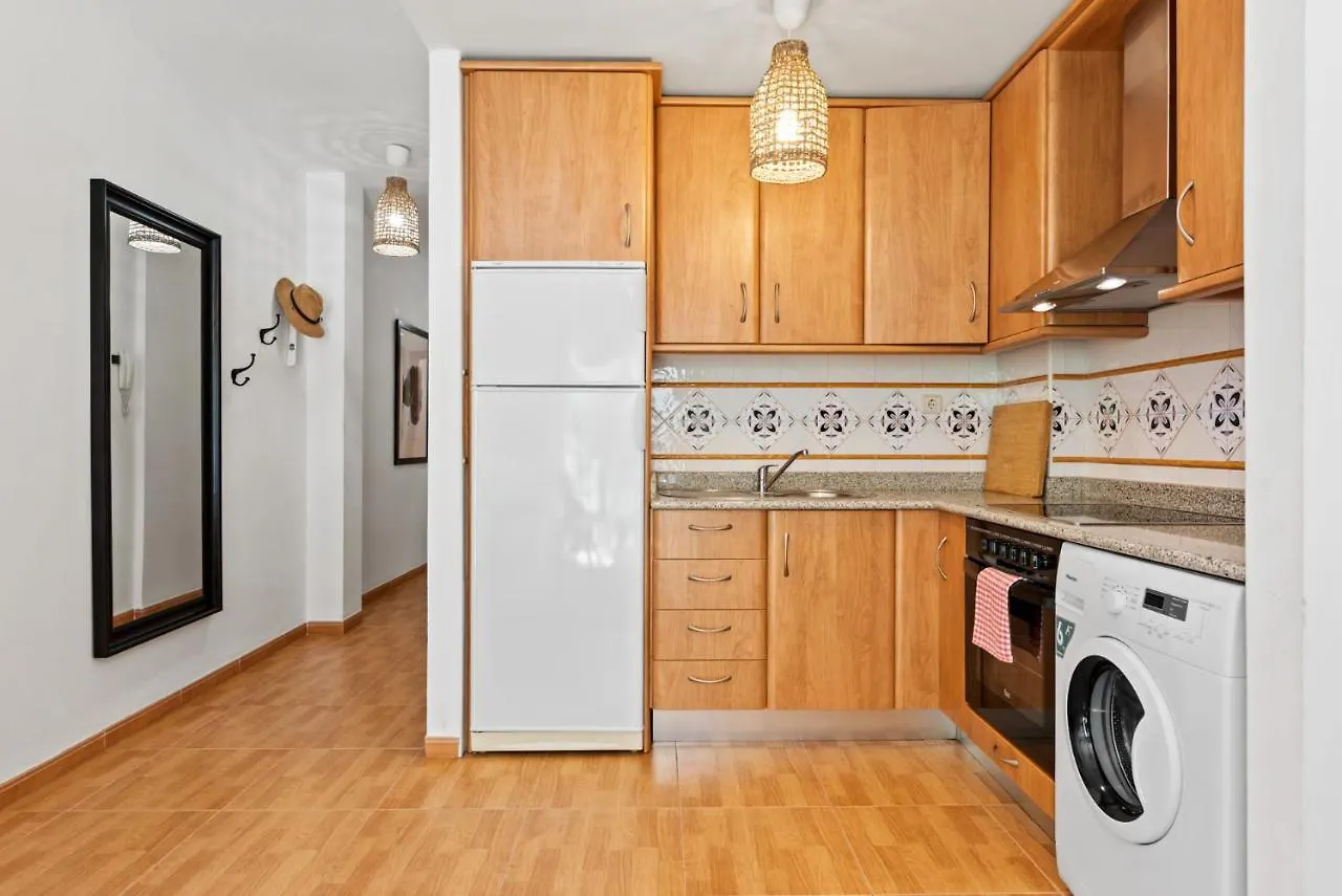 Cozy Apartment In Fuengirola City Center By Costarentals - Ref 207