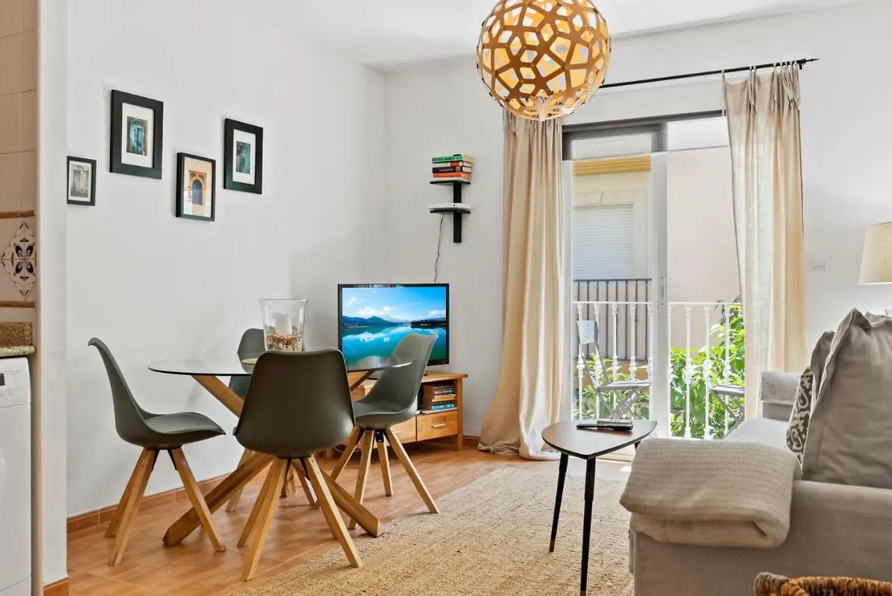Cozy Apartment In Fuengirola City Center By Costarentals - Ref 207